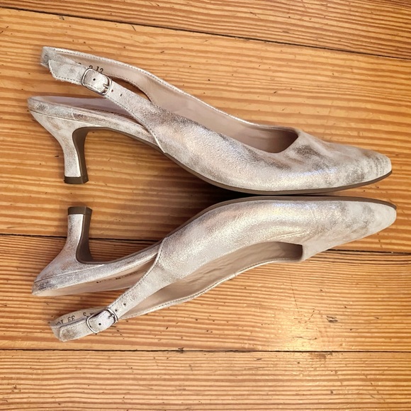 NWOB Paul Green Rio Pointed Toe Kitten Heel Slingback Antik Metallic Suede 7.5. - Picture 6 of 11